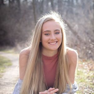 Meet your Posher, Nicole